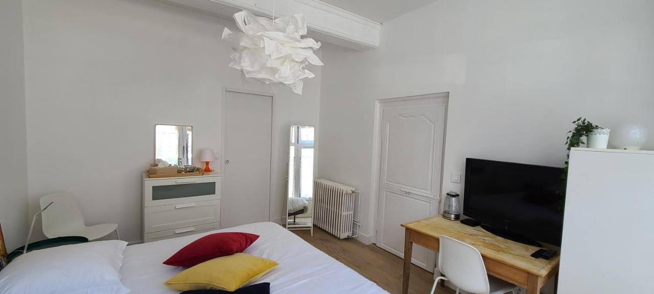 Chambre De Charme A โซลิเยอ ภายนอก รูปภาพ