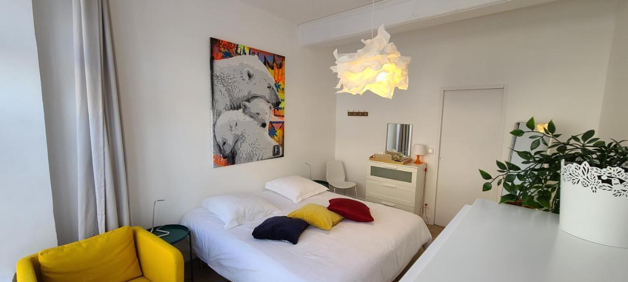 Chambre De Charme A โซลิเยอ ภายนอก รูปภาพ