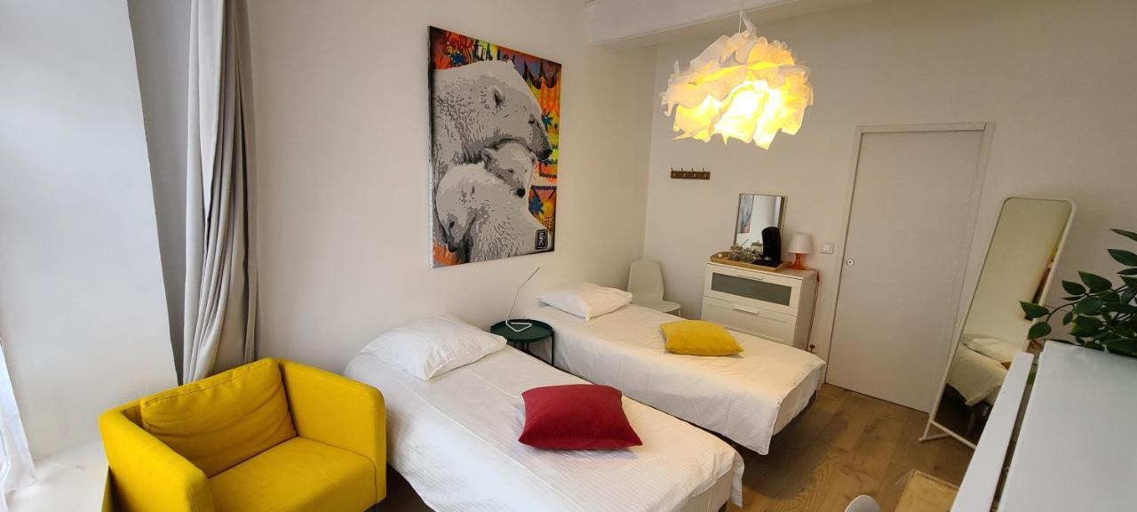 Chambre De Charme A โซลิเยอ ภายนอก รูปภาพ